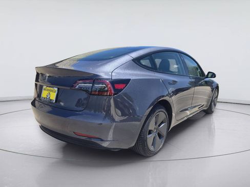Used 2023 Tesla Model Y AWD image 5