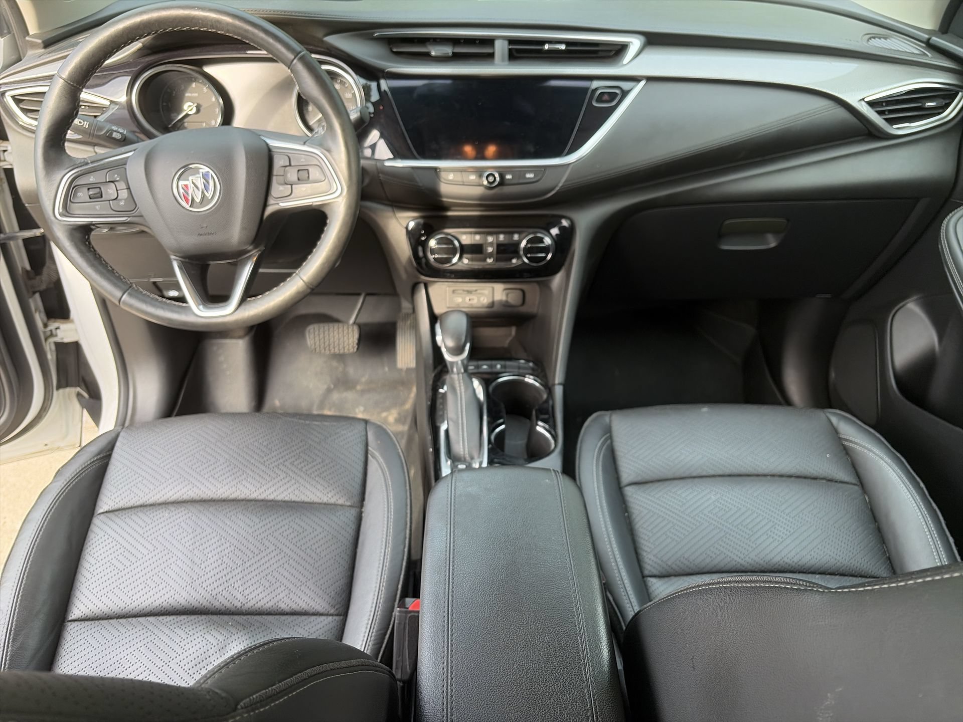 Used 2020 Buick Encore GX Essence w/ Advanced Technology Package AWD/4WD image 22