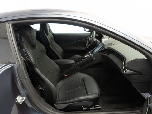 Certified 2021 Ferrari Roma image 10