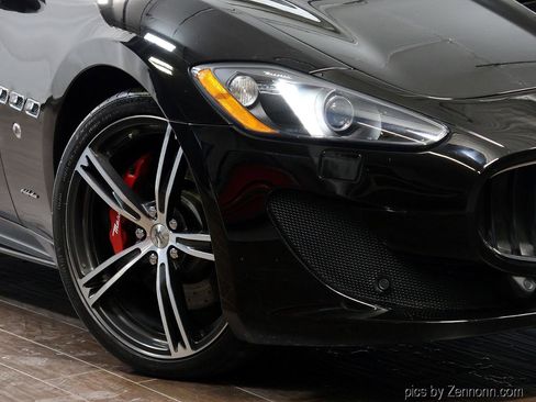 Used 2015 Maserati GranTurismo Sport image 3