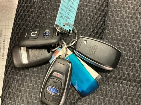 Used 2022 Subaru Forester Premium image 29