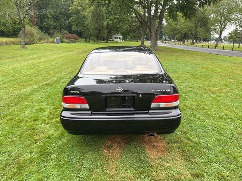 Used 1995 Toyota Avalon XLS FWD image 28