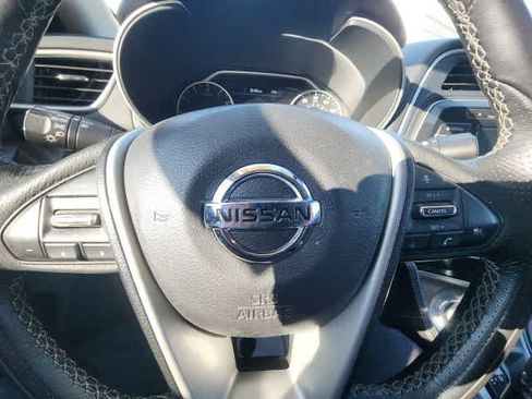 Used 2017 Nissan Maxima Platinum FWD image 34