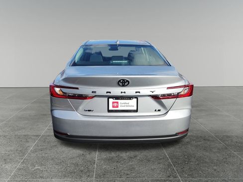 Certified 2025 Toyota Camry LE image 6