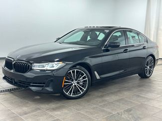 Used 2023 BMW 540i xDrive w/ Premium Package AWD/4WD video 1