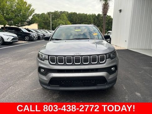 Used 2022 Jeep Compass Latitude w/ Sun and Sound Group FWD image 37
