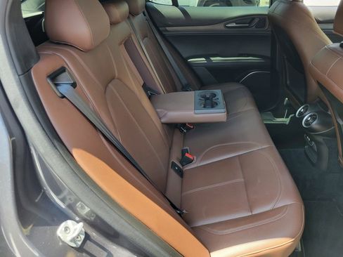 Used 2022 Alfa Romeo Stelvio Ti AWD/4WD image 22