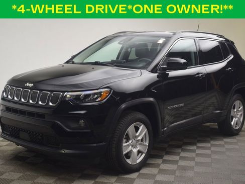 Used 2022 Jeep Compass Latitude AWD/4WD image 3