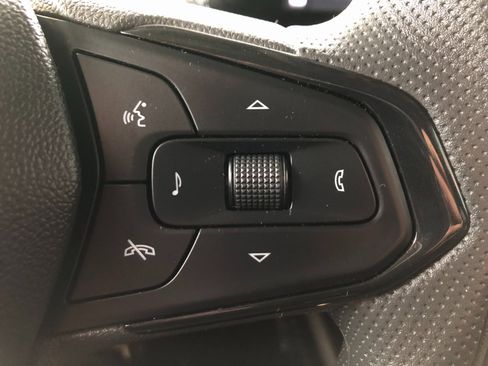 Used 2024 Chevrolet TrailBlazer LS w/ LS Convenience Package image 34