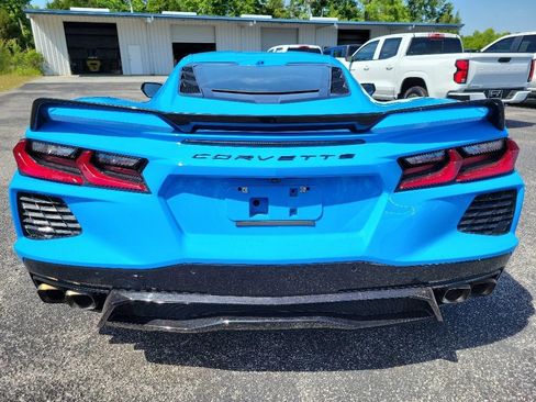 Used 2022 Chevrolet Corvette Stingray Preferred Cpe w/ Z51 Performance Package RWD image 7
