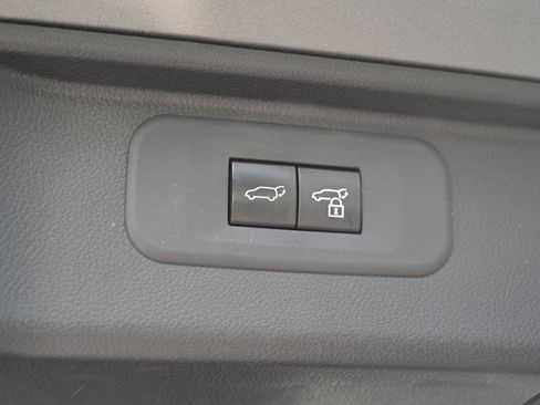 Used 2025 Toyota Grand Highlander AWD Hybrid image 25