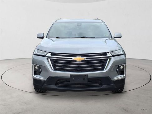 Certified 2023 Chevrolet Traverse LT image 2