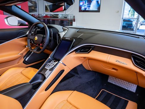 Certified 2024 Ferrari Roma Spider image 19