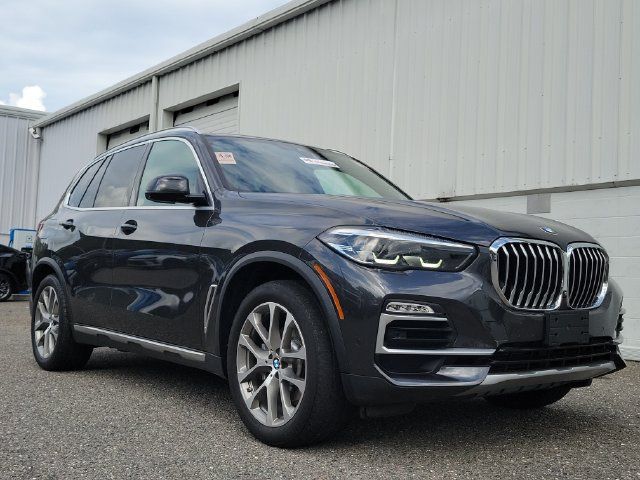 Used 2021 BMW X5 xDrive40i w/ Convenience Package AWD/4WD image 9