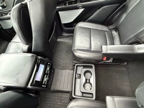 Used 2022 Lincoln Aviator Reserve w/ Equipment Group 201A image 26