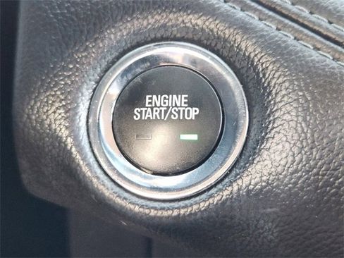 Used 2018 Chevrolet Cruze Premier w/ Enhanced Convenience Package image 21