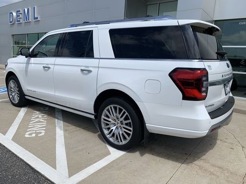 Certified 2023 Ford Expedition Max Platinum AWD/4WD image 4