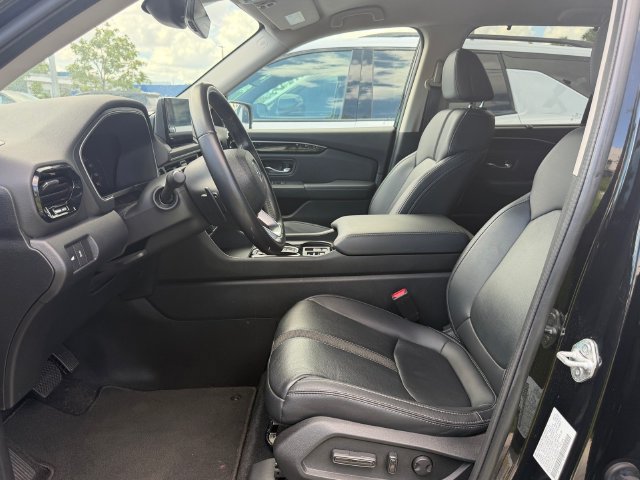 Used 2023 Honda Pilot EX-L image 2
