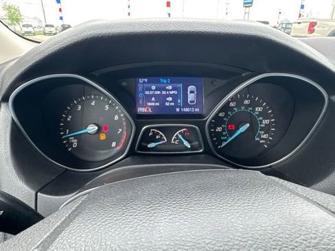 Used 2014 Ford Focus SE w/ SE Winter Package FWD image 38