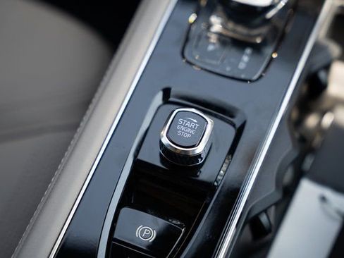 Used 2026 Volvo XC90 T8 Plus w/ Protection Package Premier image 22