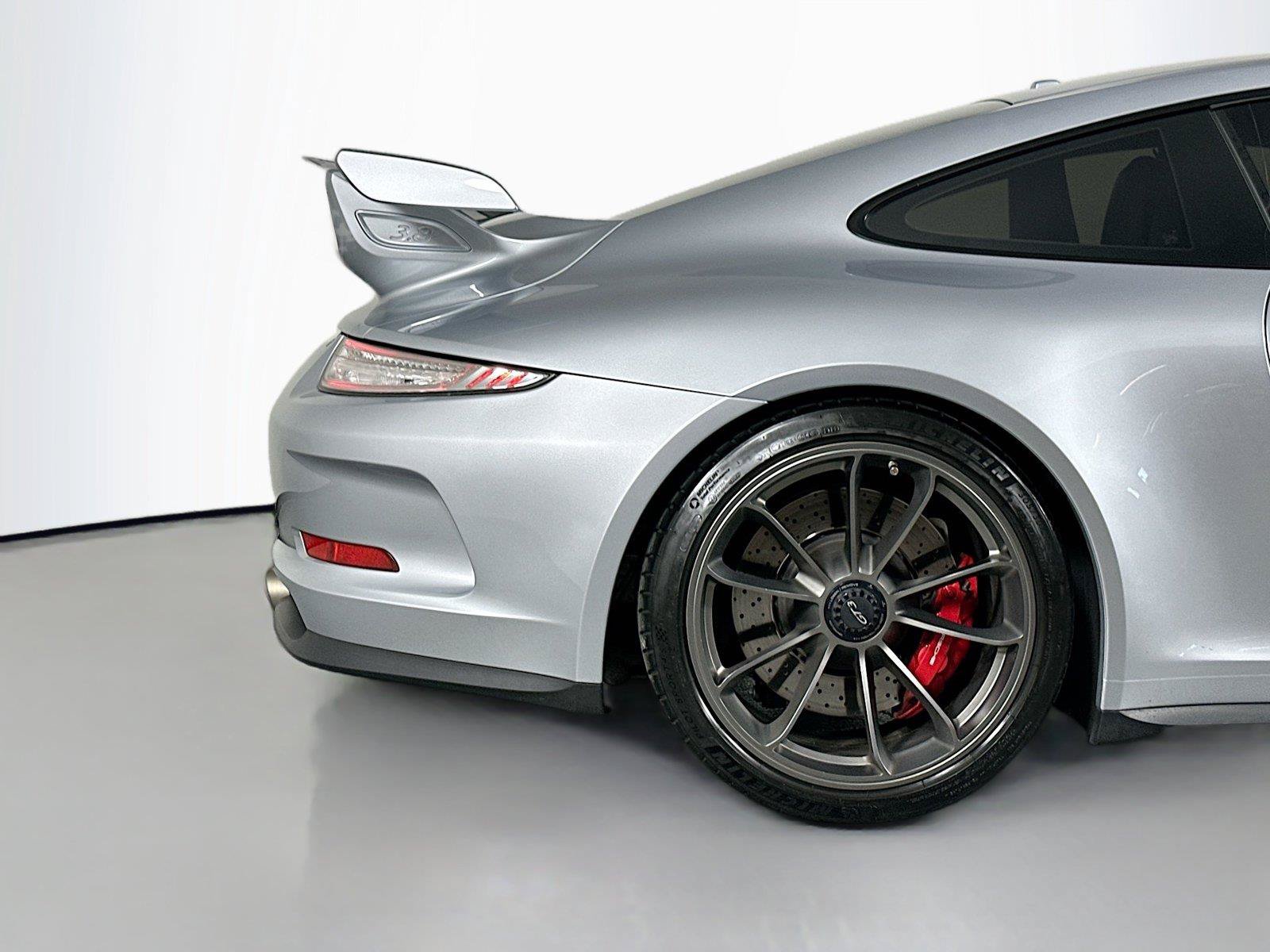Certified 2015 Porsche 911 GT3 RWD image 13