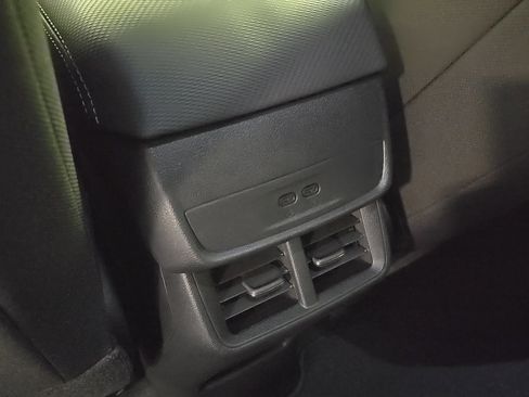 New 2026 Chevrolet Equinox LT image 12