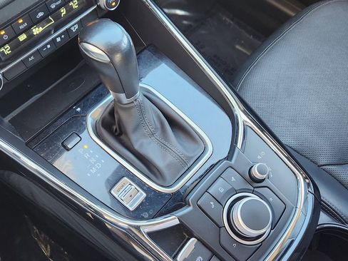 Used 2023 MAZDA CX-9 Touring image 9