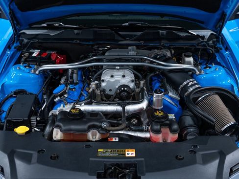 Used 2012 Ford Mustang Shelby GT500 w/ SVT Performance Pkg image 29