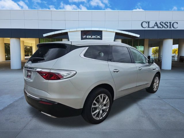 Used 2022 Buick Enclave Premium FWD image 8