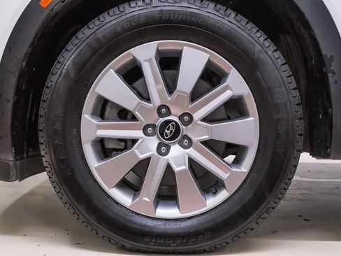 Certified 2025 Hyundai Palisade SEL FWD image 35