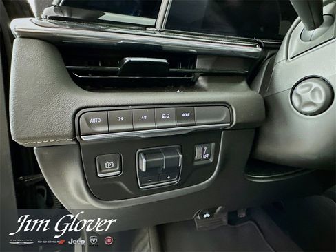 Used 2023 Cadillac Escalade Sport image 24