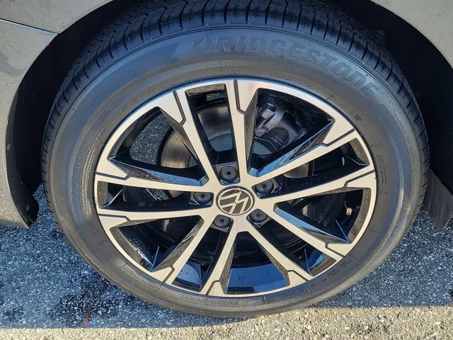 Certified 2024 Volkswagen Jetta Sport FWD image 5