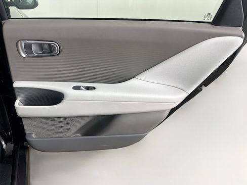 Used 2024 Hyundai Ioniq 6 SEL AWD/4WD image 30