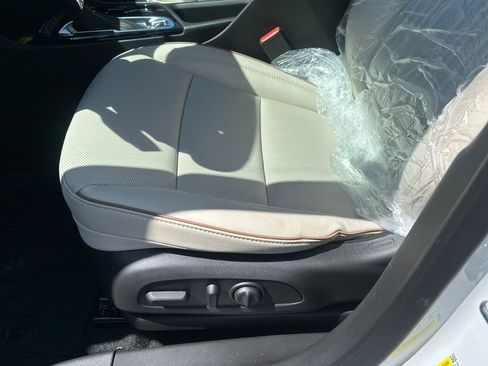 New 2026 Buick Encore GX Avenir w/ Avenir Technology Package AWD/4WD image 11