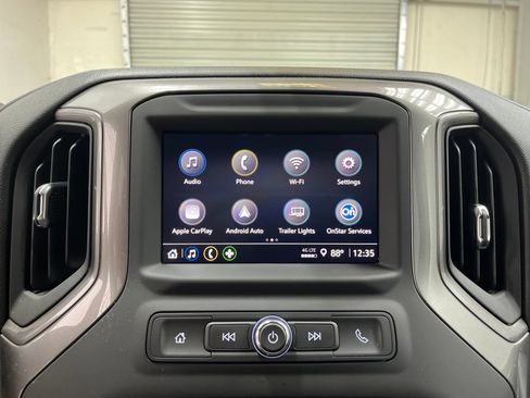 Used 2025 Chevrolet Silverado 1500 Custom w/ Turbomax Blackout Package AWD/4WD image 13