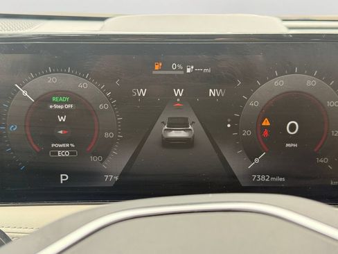 Used 2023 Nissan Ariya FWD image 26