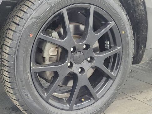 Used 2017 Dodge Journey SXT w/ Blacktop Package FWD image 31