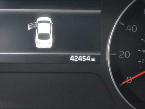 Certified 2024 Kia Forte LXS image 21