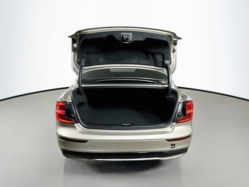 Used 2024 Volvo S60 B5 Plus FWD image 33