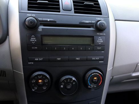 Used 2009 Toyota Corolla XLE image 7