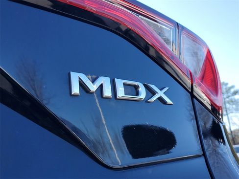 Certified 2023 Acura MDX SH-AWD w/ Technology Package image 8