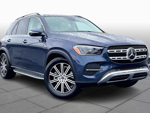 Used 2025 Mercedes-Benz GLE 450e 4MATIC image 3