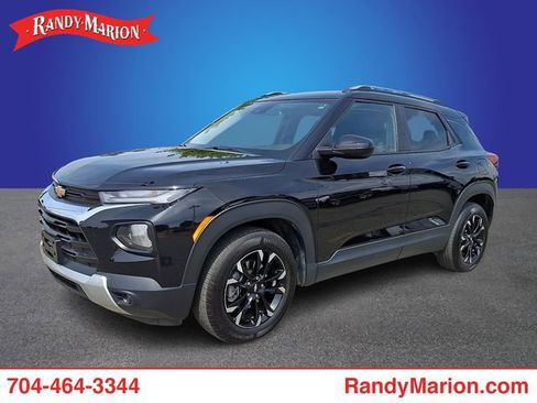 Used 2023 Chevrolet TrailBlazer LT w/ Convenience Package FWD image 1