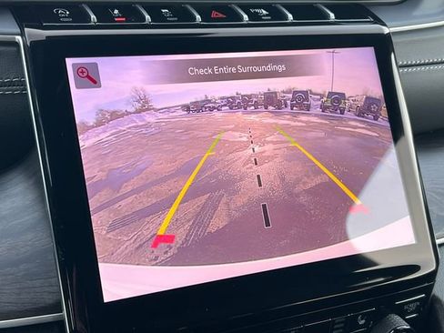 New 2025 Jeep Grand Cherokee Limited w/ Trailer Tow Package image 22