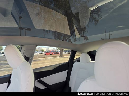 Used 2021 Tesla Model Y Performance image 14