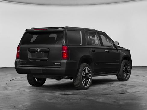 Used 2020 Chevrolet Tahoe Premier AWD/4WD image 2