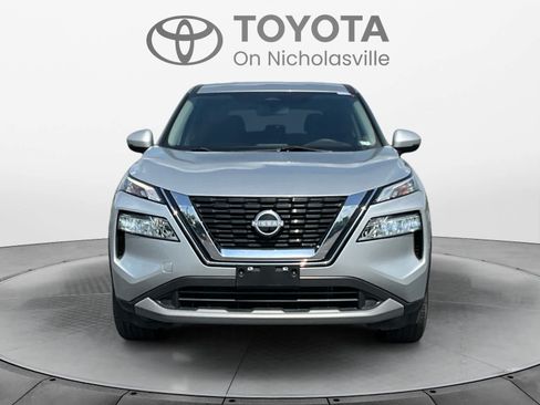 Used 2023 Nissan Rogue SV AWD/4WD image 8
