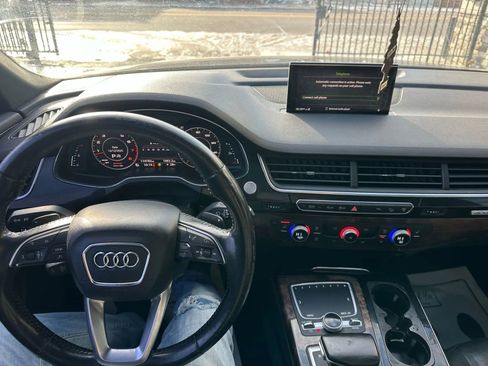 Used 2017 Audi Q7 3.0T Premium Plus w/ Premium Plus Package image 16