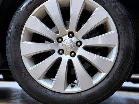 Used 2011 Subaru Legacy 2.5i Limited image 10