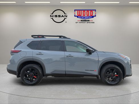 Certified 2025 Nissan Rogue SV AWD/4WD image 2